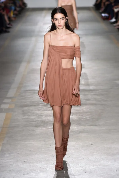 Look 2